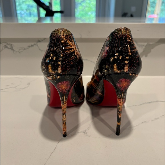 Like new Christian Louboutin heels - Picture 2 of 5